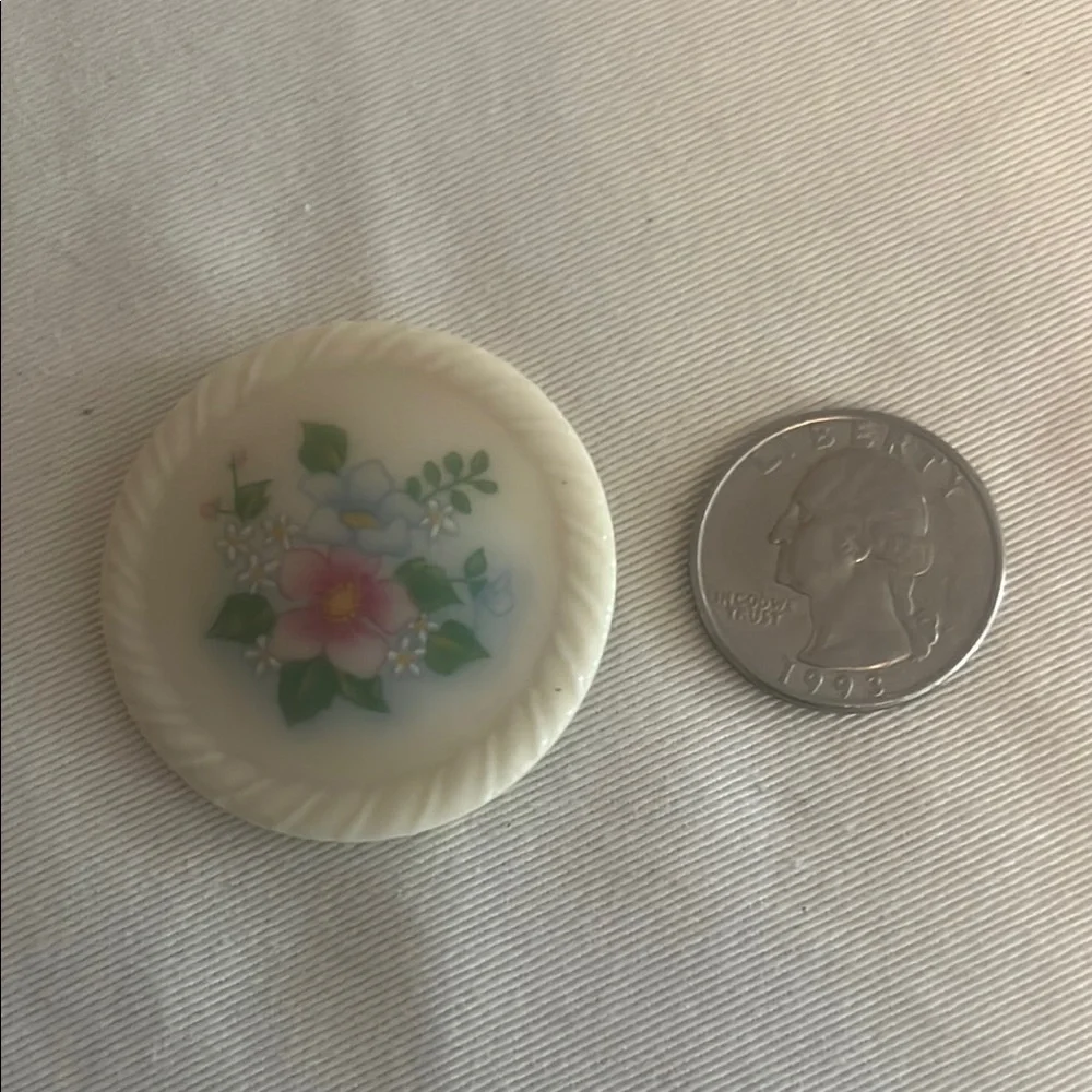 VTG 1984 Avon Spring Bouquet Ceramic Floral Brooch